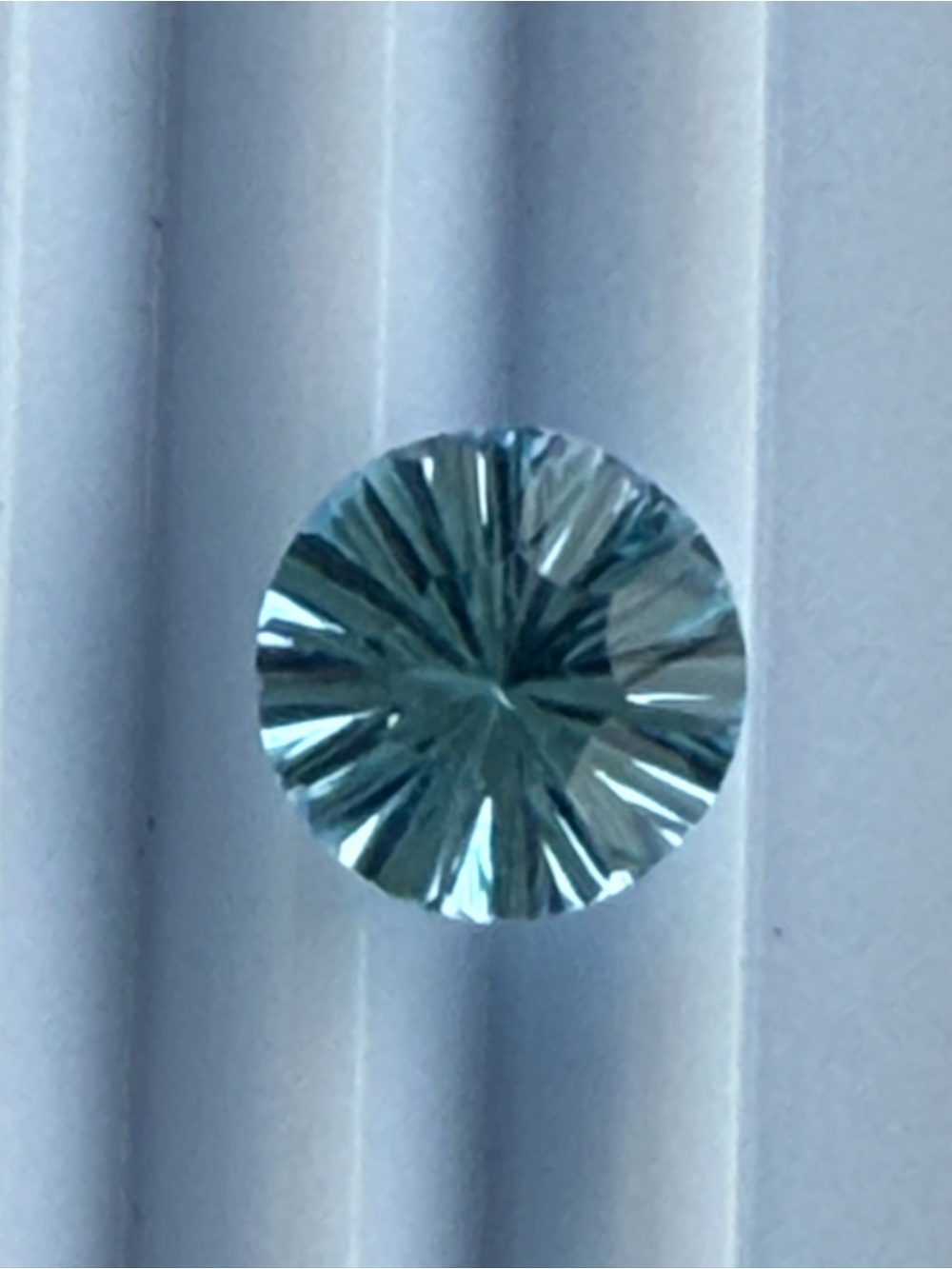 Round Faceted Blue Topaz Gemstone 2.44 carats